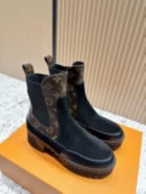 wholesale quality women louis vuitton shoes model no. 550